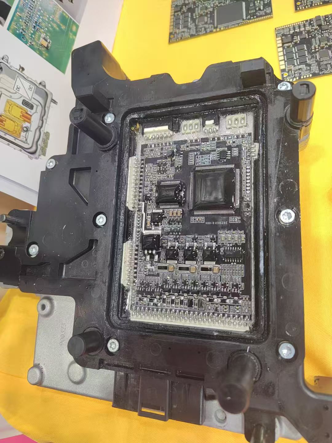 0AM DQ200 Reparación de la Tra - Electronics Repairing reseña y precio